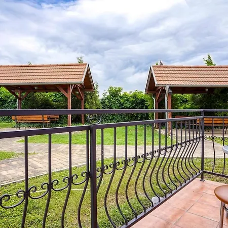 Pensjonat Karmon Park