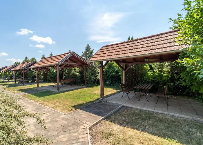 Karmon Park 3* Veľký Meder
